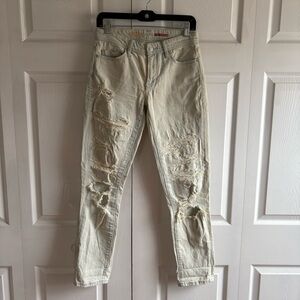Anthropologie Pilcro Slim Boyfriend 25 Light Blue Distressed Denim Jeans Grunge